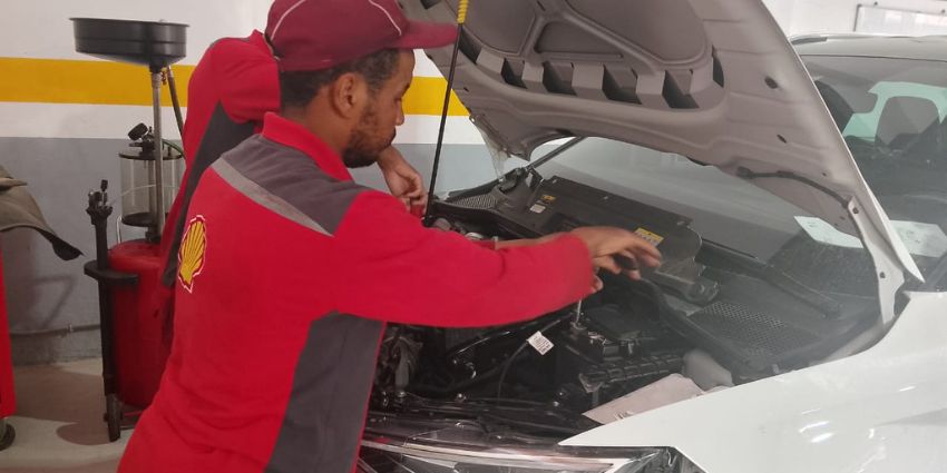 Oil change3
